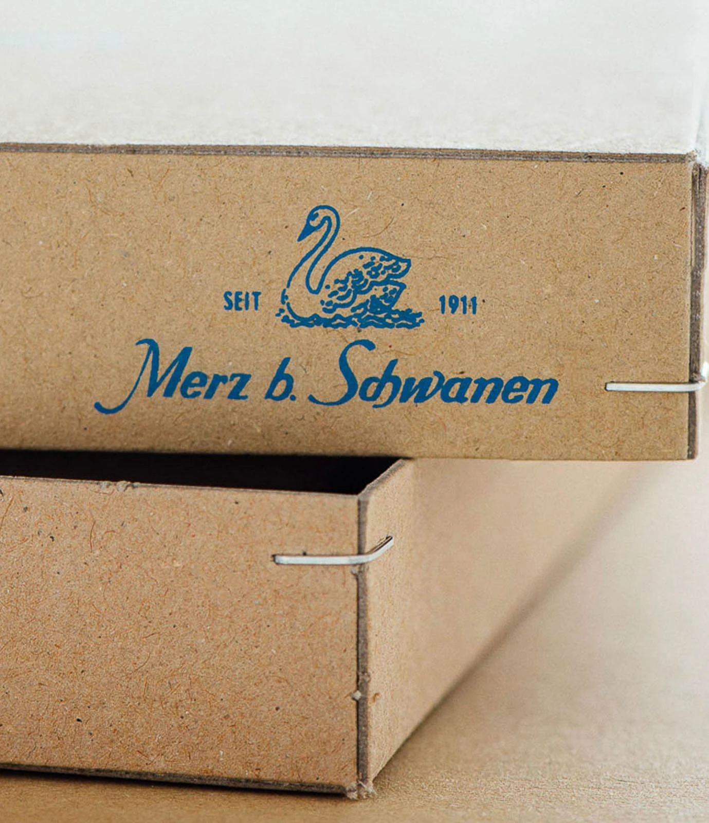 MERZ B SCHWANEN 204 RELAXED HENLEY SHIRT - NATURAL - - Image 6