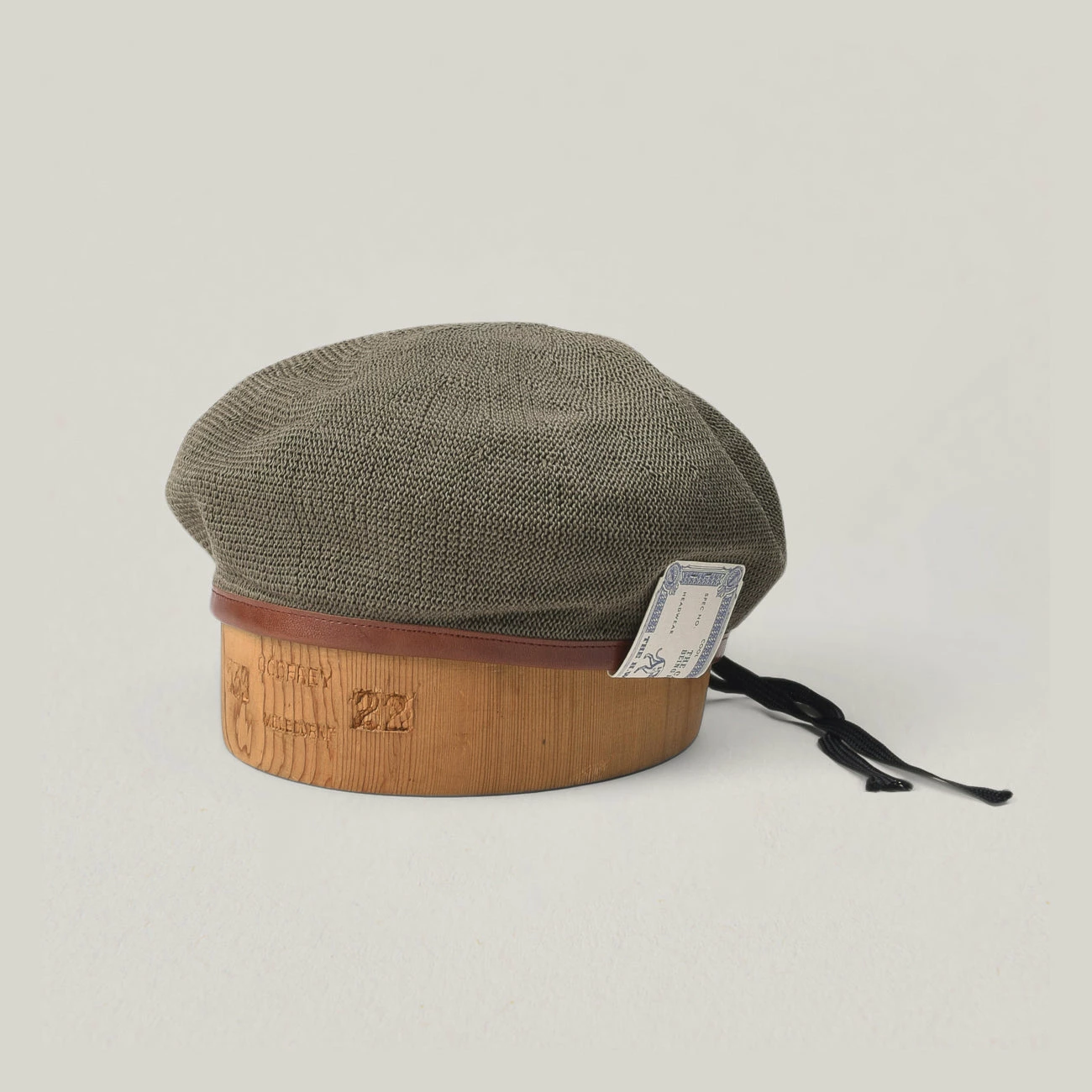 H.W. DOG & CO. LEATHER BERET 22SS - OLIVE
