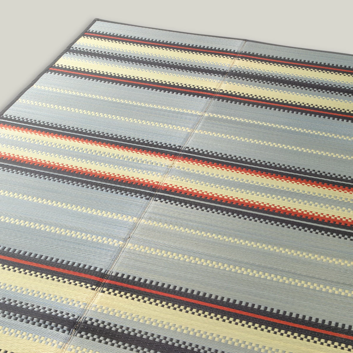 BASSHU IGUSA WOVEN RUG - BORDER BLUE - Image 3