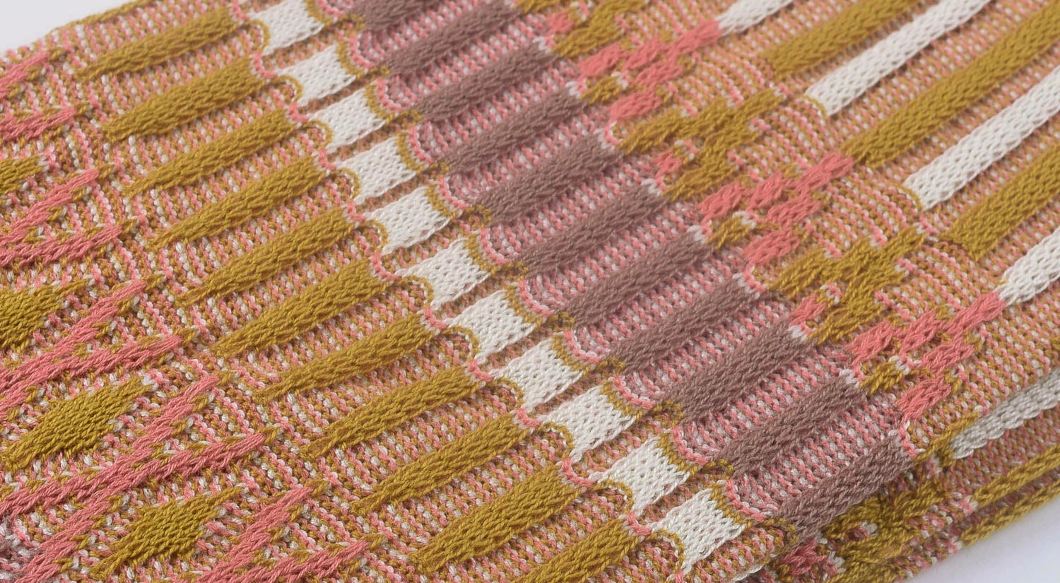 AYAME BASKET LUNCH SOCKS AW2022 - YELLOW - Image 4