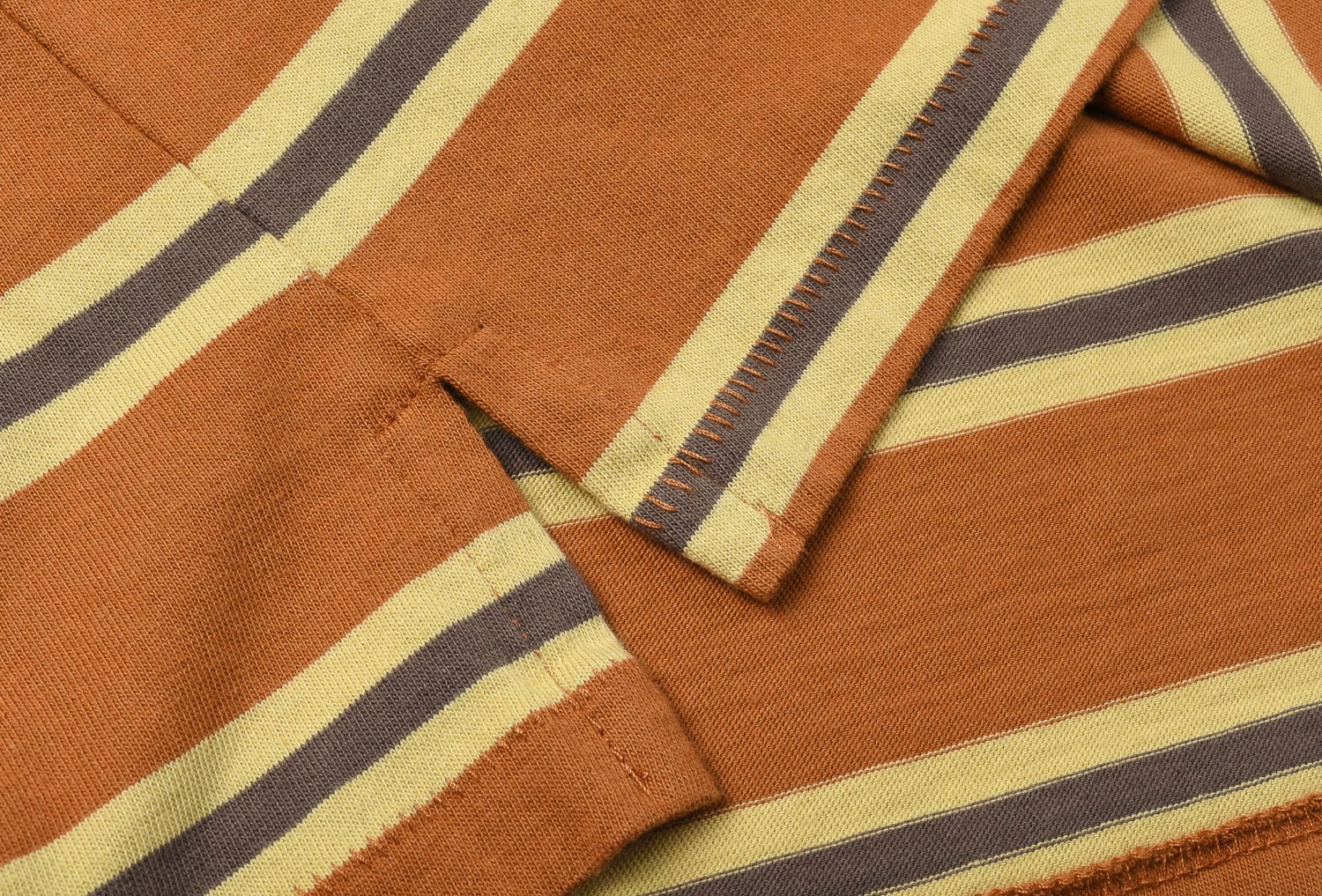 LEVI'S VINTAGE CLOTHING 1940'S SPLIT HEM TEE - STRIPE BROWN/ORANGE - Image 3