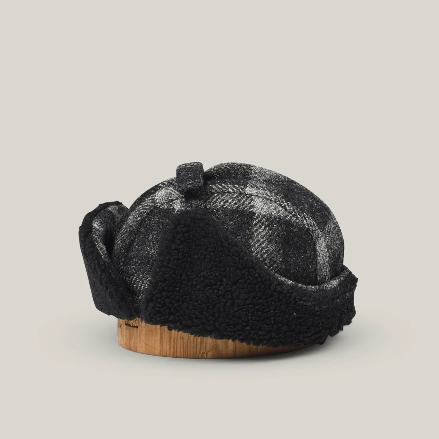 USED H.W. DOG & CO. FLIGHT CAP - BLACK/ GREY - Image 2