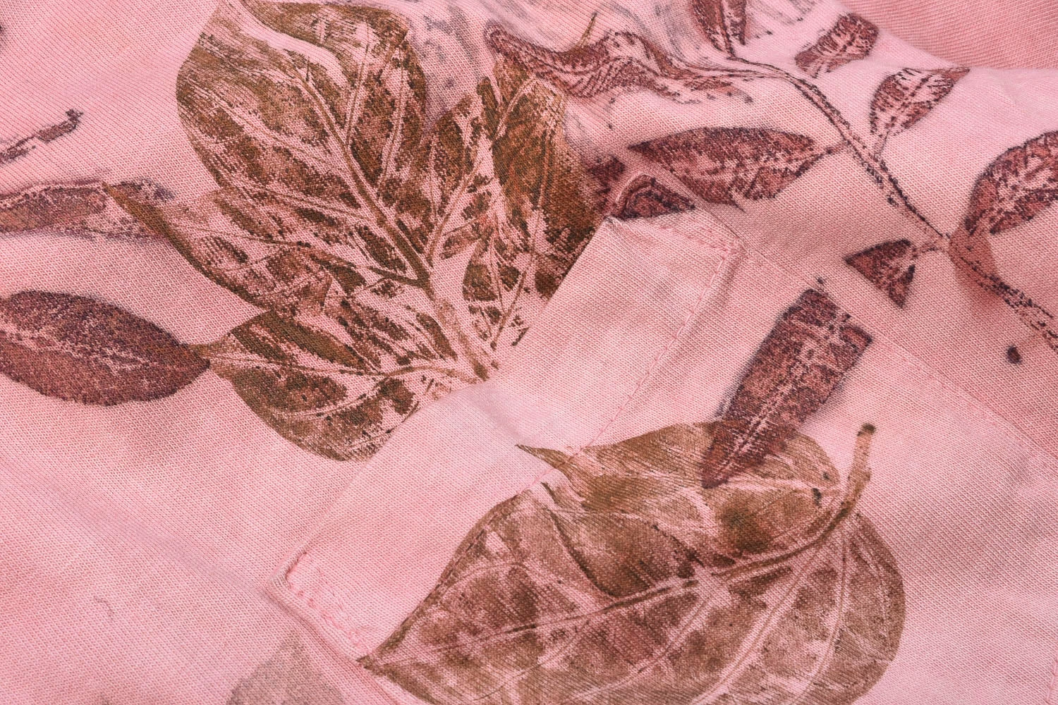 W'MENSWEAR HUNTING POCKET TEE - PINK - Image 5